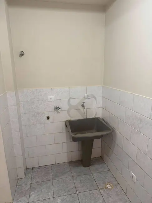 Apartamento com 1 quarto à venda, 50m2 em Portal de Versalhes 1, Londrina - PR - imagem 7 Foto 7 de Apartamento com 1 quarto à venda, 50m2 em Portal de Versalhes 1, Londrina - PR