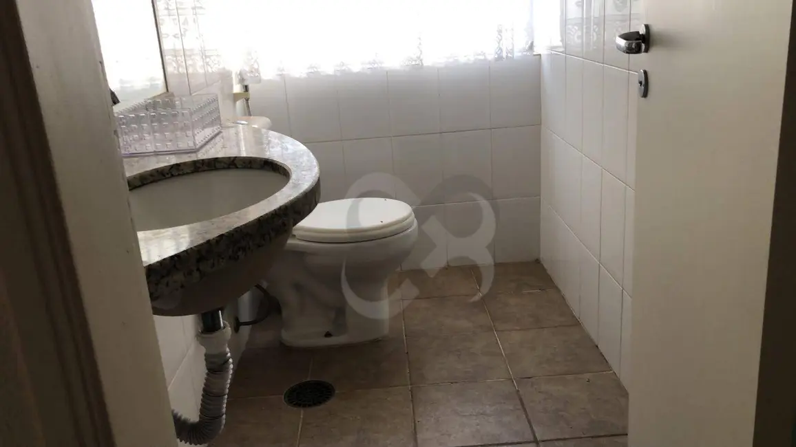 Kitnet com 1 quarto à venda, 43m2 em Centro, Londrina - PR - imagem 9 Foto 9 de Kitnet com 1 quarto à venda, 43m2 em Centro, Londrina - PR