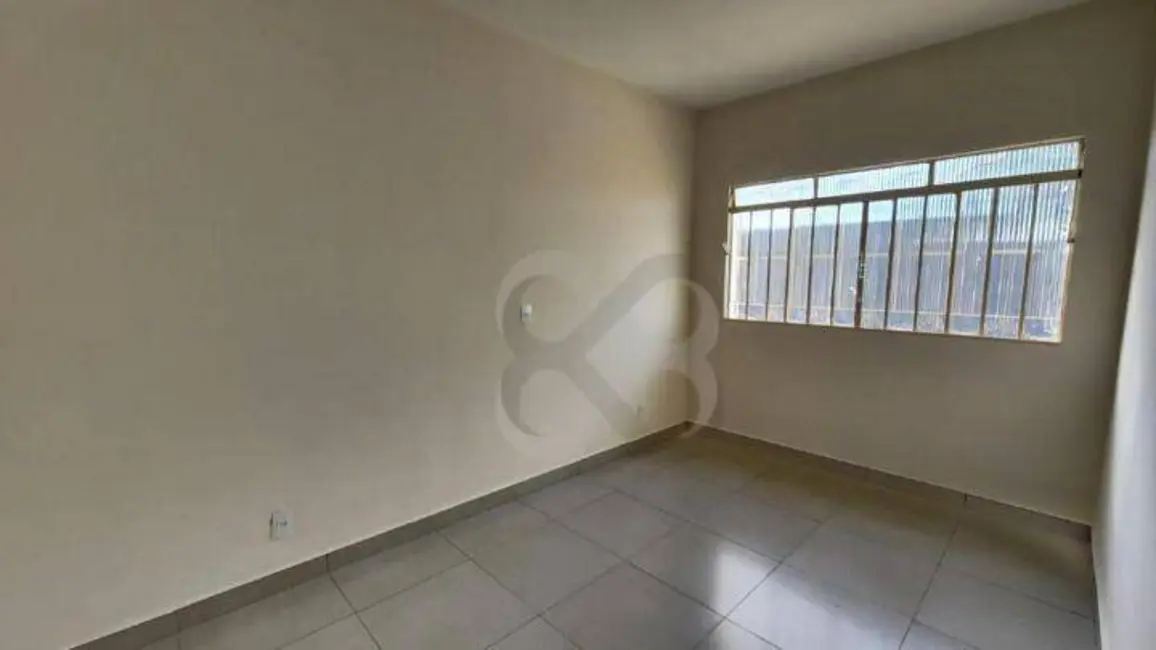 Foto 8 de Casa com 3 quartos para alugar, 250m2 em Califórnia, Londrina - PR