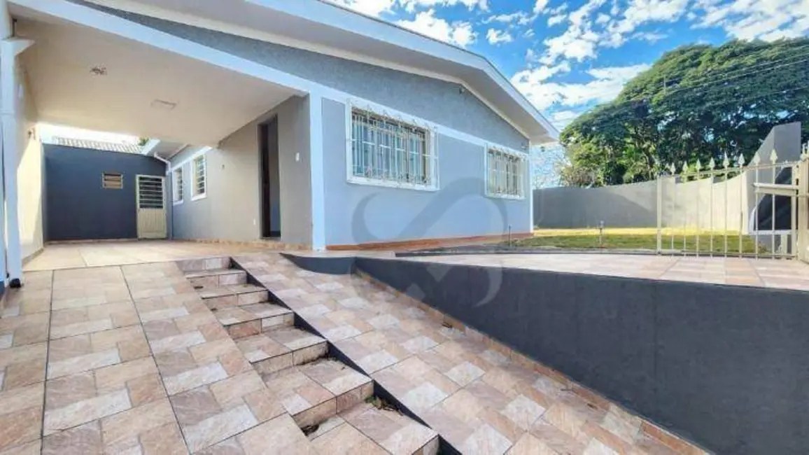 Foto 1 de Casa com 3 quartos para alugar, 250m2 em Califórnia, Londrina - PR