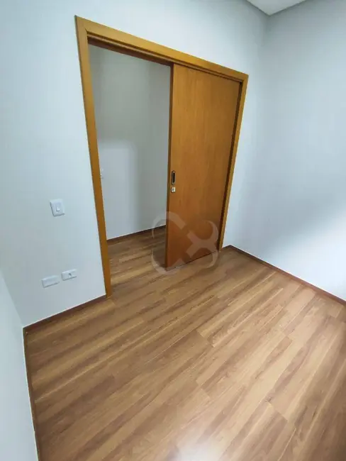Casa com 3 quartos à venda, 125m2 em Jardim Belo Horizonte, Londrina - PR - imagem 8 Foto 8 de Casa com 3 quartos à venda, 125m2 em Jardim Belo Horizonte, Londrina - PR