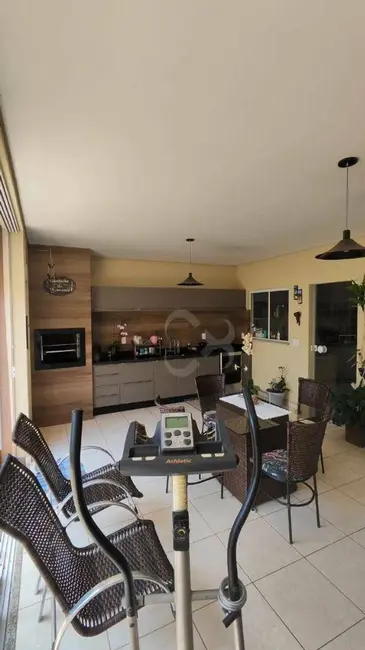 Foto 4 de Sobrado com 4 quartos à venda, 153m2 em Garden Park Residence, Londrina - PR