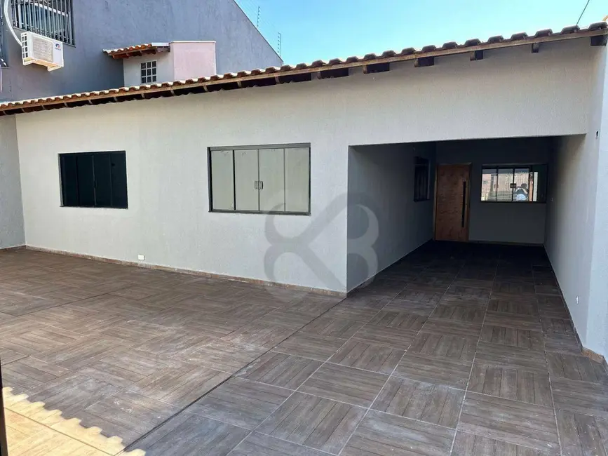Foto 7 de Casa com 3 quartos para alugar, 250m2 em Conjunto Semiramis Barros Braga, Londrina - PR