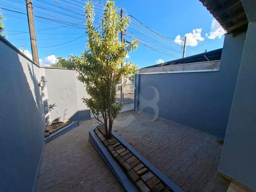 Foto 1 de Casa com 3 quartos à venda, 125m2 em Jardim Belo Horizonte, Londrina - PR