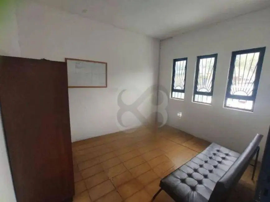 Foto 4 de Armazém / Galpão à venda, 360m2 em Londrina - PR