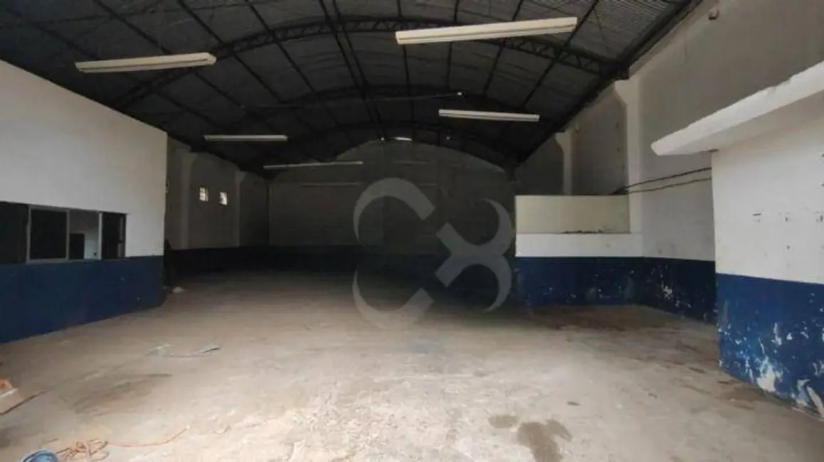 Armazém / Galpão para alugar, 400m2 em Jardim Morumbi, Londrina - PR - imagem 3 Foto 3 de Armazém / Galpão para alugar, 400m2 em Jardim Morumbi, Londrina - PR
