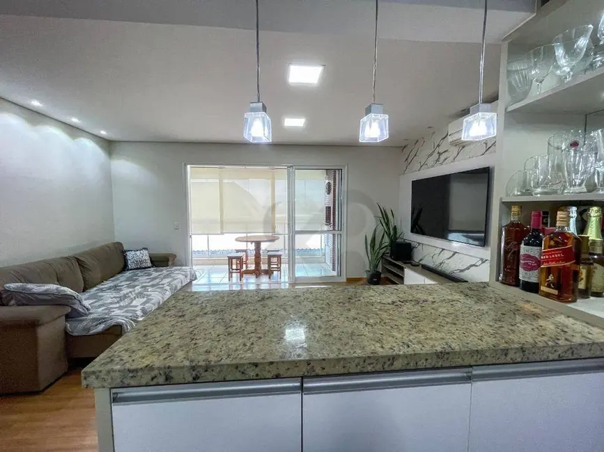 Foto 3 de Apartamento com 4 quartos à venda, 148m2 em Londrina - PR