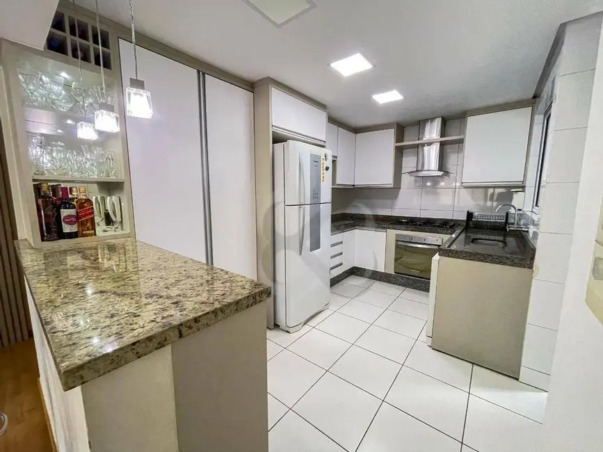 Foto 9 de Apartamento com 4 quartos à venda, 148m2 em Londrina - PR