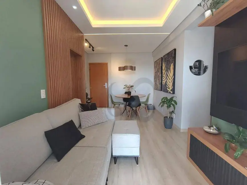 Apartamento com 3 quartos à venda, 91m2 em Aurora, Londrina - PR - imagem 5 Foto 5 de Apartamento com 3 quartos à venda, 91m2 em Aurora, Londrina - PR