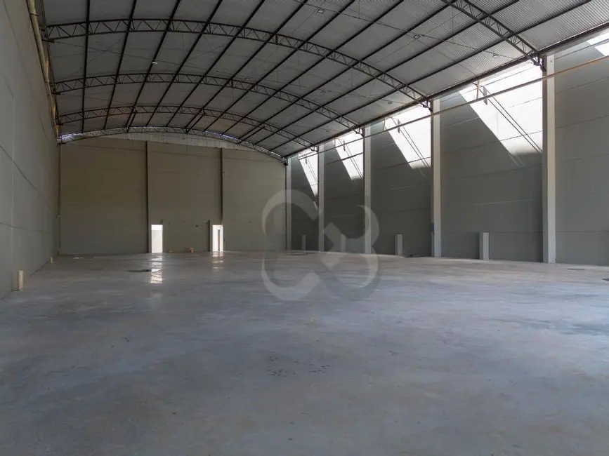 Armazém / Galpão à venda e para alugar, 1000m2 em Cilo 2, Londrina - PR - imagem 7 Foto 7 de Armazém / Galpão à venda e para alugar, 1000m2 em Cilo 2, Londrina - PR