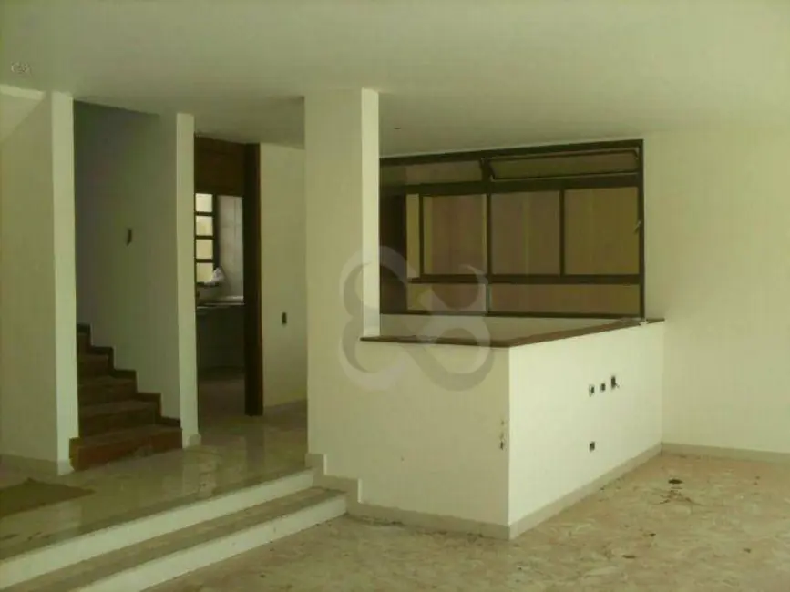 Casa com 4 quartos para alugar, 1200m2 em Kennedy, Londrina - PR - imagem 7 Foto 7 de Casa com 4 quartos para alugar, 1200m2 em Kennedy, Londrina - PR