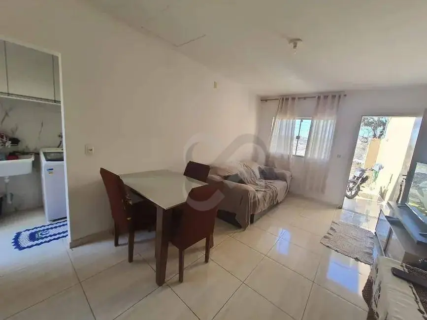 Casa com 3 quartos à venda, 125m2 em Alto da Boa Vista, Londrina - PR - imagem 3 Foto 3 de Casa com 3 quartos à venda, 125m2 em Alto da Boa Vista, Londrina - PR