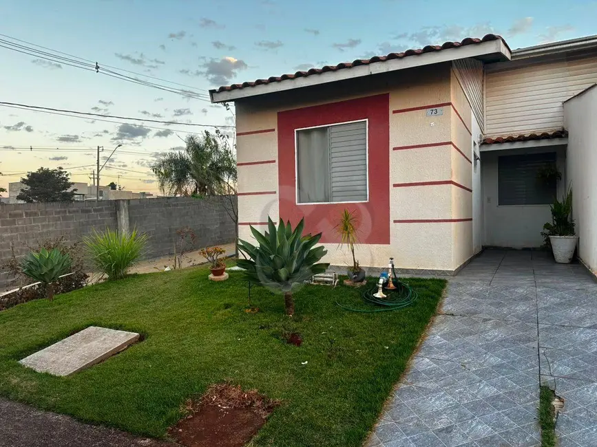 Casa de Condomínio com 3 quartos à venda, 125m2 em Heimtal, Londrina - PR - imagem 3 Foto 3 de Casa de Condomínio com 3 quartos à venda, 125m2 em Heimtal, Londrina - PR