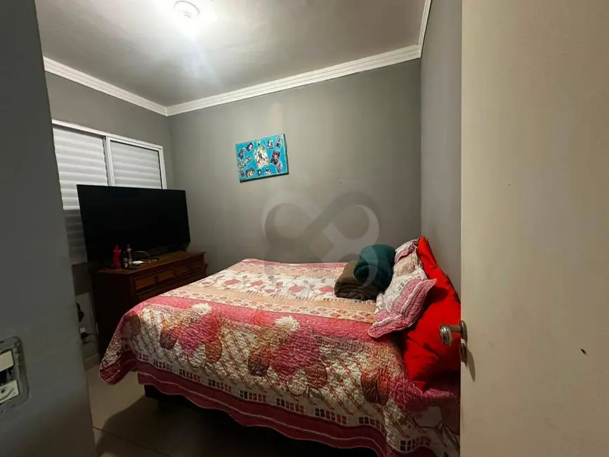 Casa de Condomínio com 3 quartos à venda, 125m2 em Heimtal, Londrina - PR - imagem 8 Foto 8 de Casa de Condomínio com 3 quartos à venda, 125m2 em Heimtal, Londrina - PR