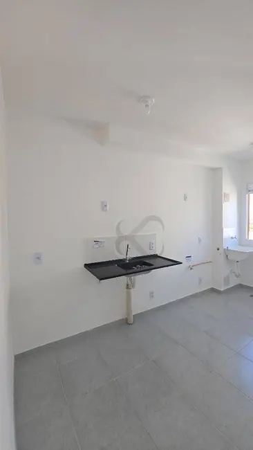 Foto 4 de Apartamento com 2 quartos para alugar, 60m2 em San Fernando, Londrina - PR