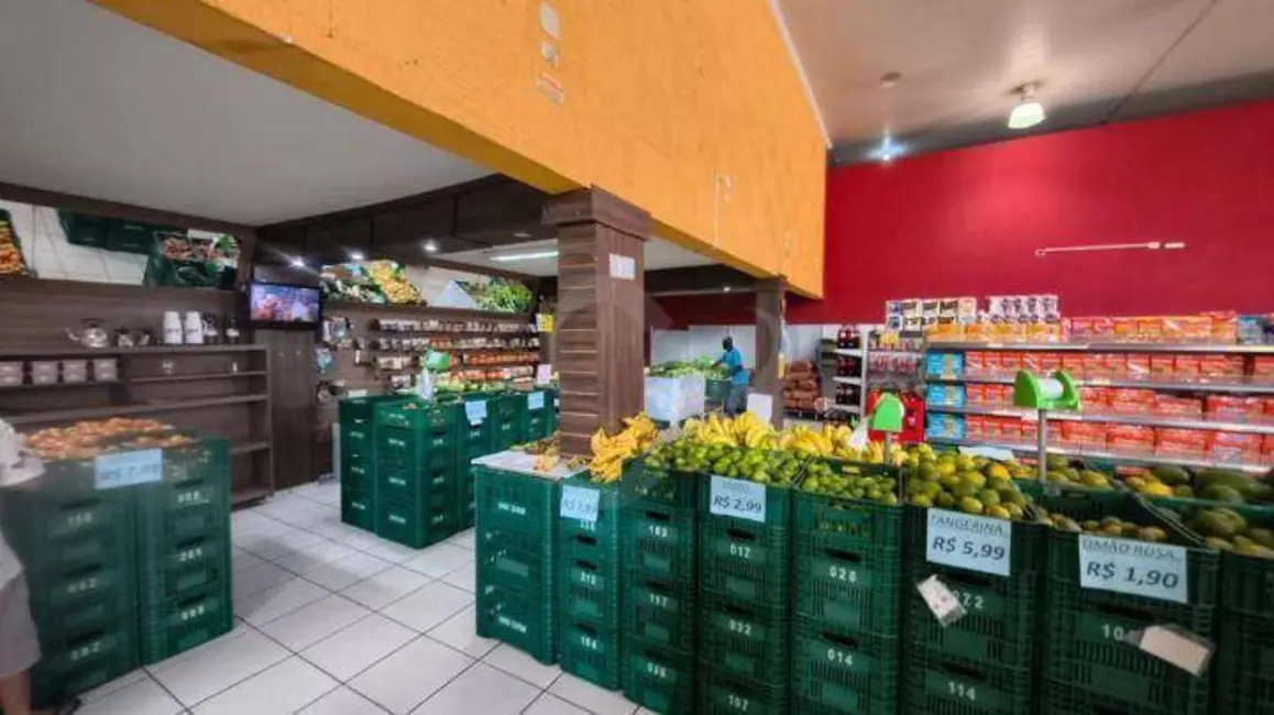 Armazém / Galpão à venda e para alugar, 845m2 em Londrina - PR - imagem 8 Foto 8 de Armazém / Galpão à venda e para alugar, 845m2 em Londrina - PR
