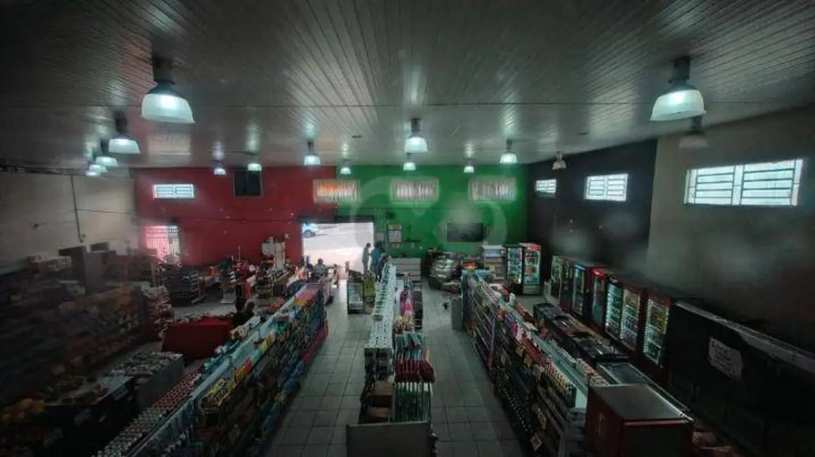Armazém / Galpão à venda e para alugar, 845m2 em Londrina - PR - imagem 6 Foto 6 de Armazém / Galpão à venda e para alugar, 845m2 em Londrina - PR