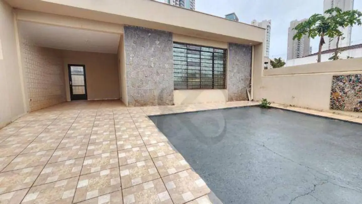 Foto 1 de Casa com 3 quartos para alugar, 250m2 em Arco Íris, Londrina - PR