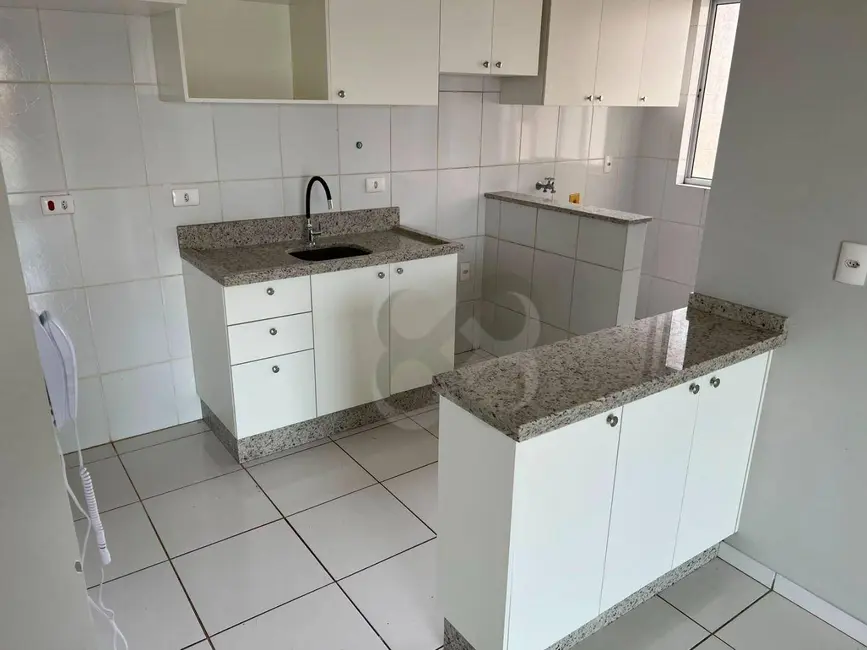 Apartamento com 3 quartos para alugar, 123m2 em Centro, Londrina - PR - imagem 9 Foto 9 de Apartamento com 3 quartos para alugar, 123m2 em Centro, Londrina - PR