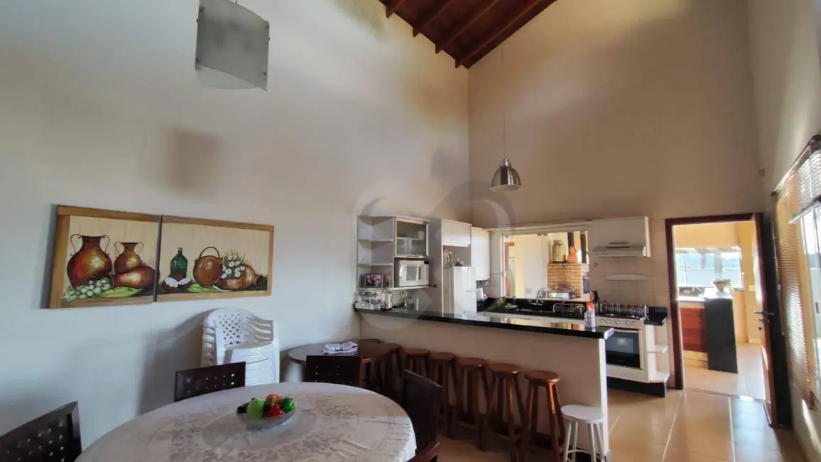 Casa de Condomínio com 3 quartos à venda e para alugar, 1800m2 em Estância Cabral, Cambe - PR - imagem 7 Foto 7 de Casa de Condomínio com 3 quartos à venda e para alugar, 1800m2 em Estância Cabral, Cambe - PR
