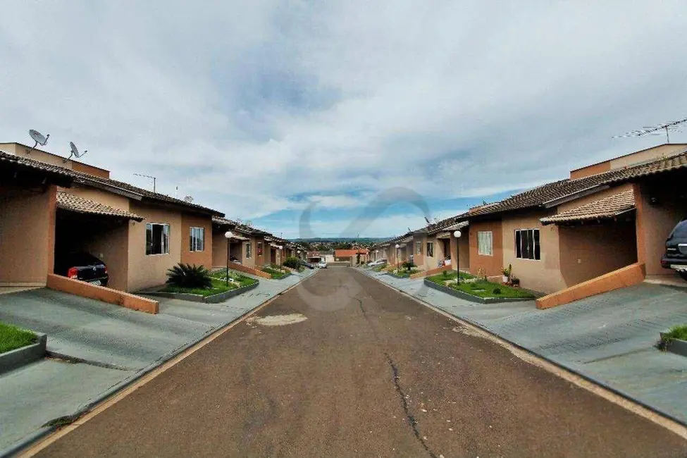 Casa de Condomínio com 3 quartos à venda, 120m2 em Sabará III, Londrina - PR - imagem 3 Foto 3 de Casa de Condomínio com 3 quartos à venda, 120m2 em Sabará III, Londrina - PR