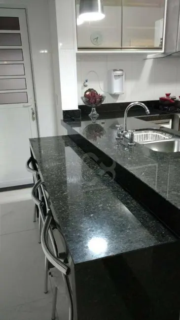 Foto 3 de Casa com 5 quartos à venda, 250m2 em Jardim Alvorada, Londrina - PR