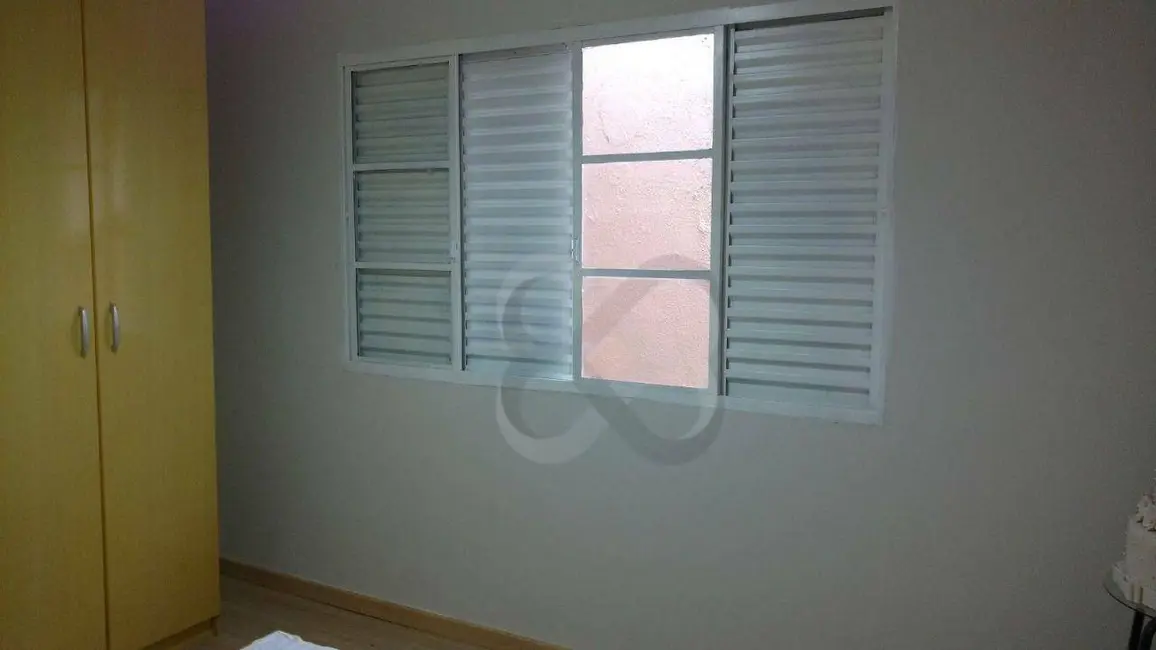 Foto 8 de Casa com 5 quartos à venda, 250m2 em Jardim Alvorada, Londrina - PR
