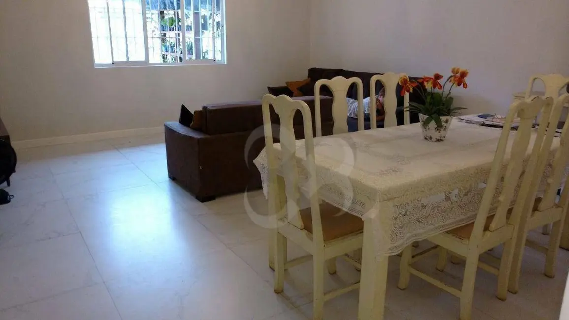 Foto 4 de Casa com 5 quartos à venda, 250m2 em Jardim Alvorada, Londrina - PR