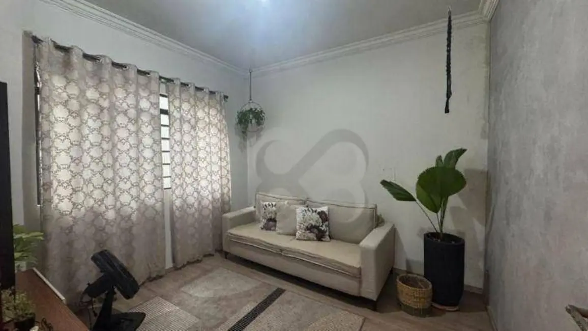 Casa com 4 quartos à venda, 250m2 em Jardim Alvorada, Londrina - PR - imagem 8 Foto 8 de Casa com 4 quartos à venda, 250m2 em Jardim Alvorada, Londrina - PR