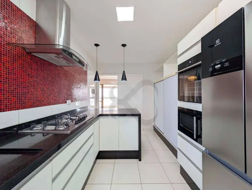 Apartamento com 3 quartos à venda e para alugar, 250m2 em Gleba Fazenda Palhano, Londrina - PR - imagem 7 Foto 7 de Apartamento com 3 quartos à venda e para alugar, 250m2 em Gleba Fazenda Palhano, Londrina - PR