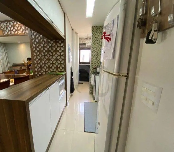 Apartamento com 3 quartos à venda, 111m2 em Centro, Londrina - PR - imagem 6 Foto 6 de Apartamento com 3 quartos à venda, 111m2 em Centro, Londrina - PR