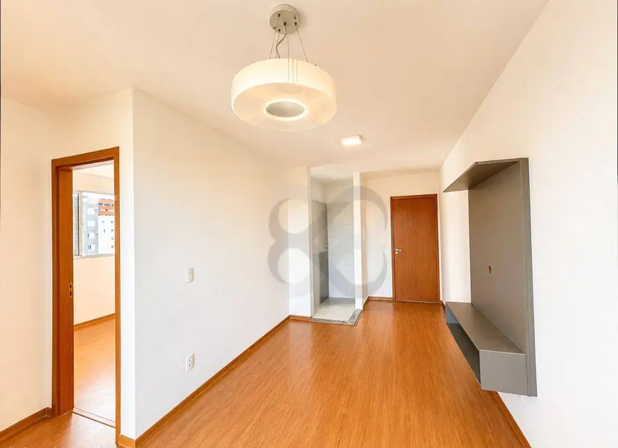 Foto 4 de Apartamento com 2 quartos para alugar, 47m2 em Londrina - PR