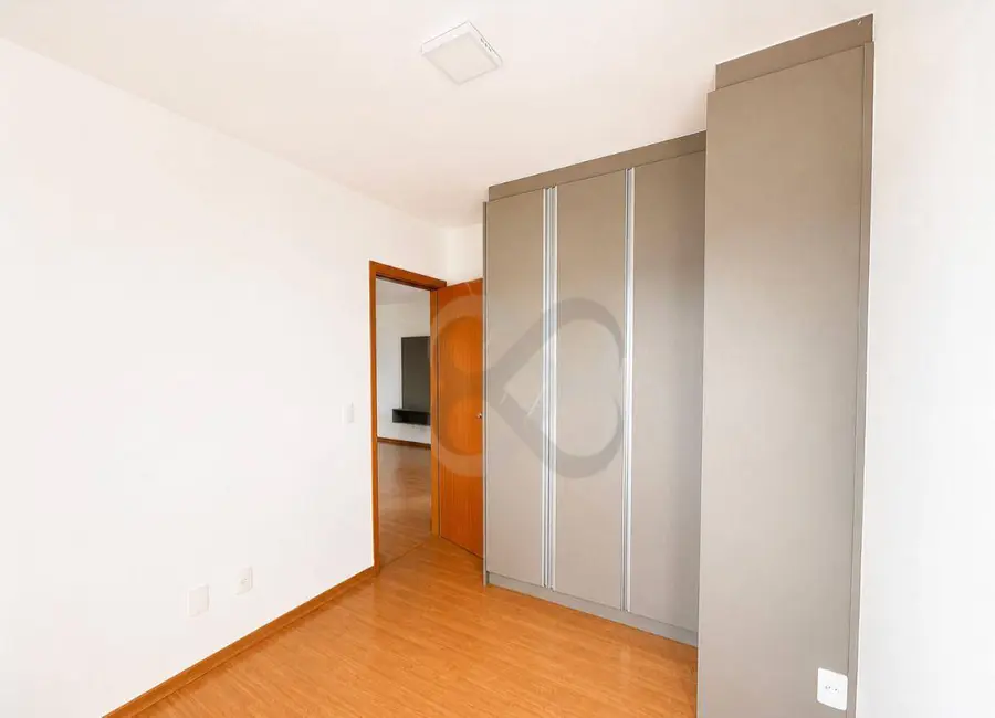 Foto 6 de Apartamento com 2 quartos para alugar, 47m2 em Londrina - PR