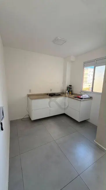 Foto 2 de Apartamento com 2 quartos para alugar, 49m2 em Olímpico, Londrina - PR