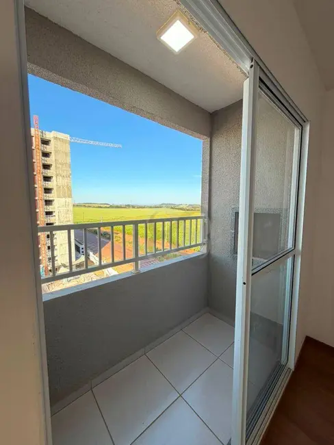 Foto 5 de Apartamento com 2 quartos para alugar, 46m2 em Londrina - PR