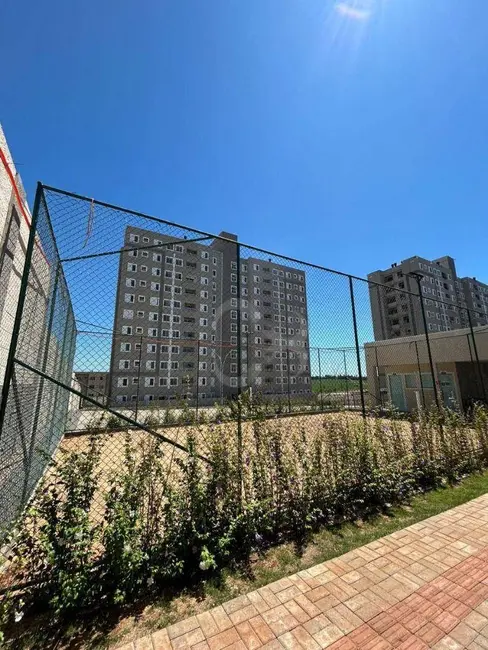 Foto 9 de Apartamento com 2 quartos para alugar, 46m2 em Londrina - PR