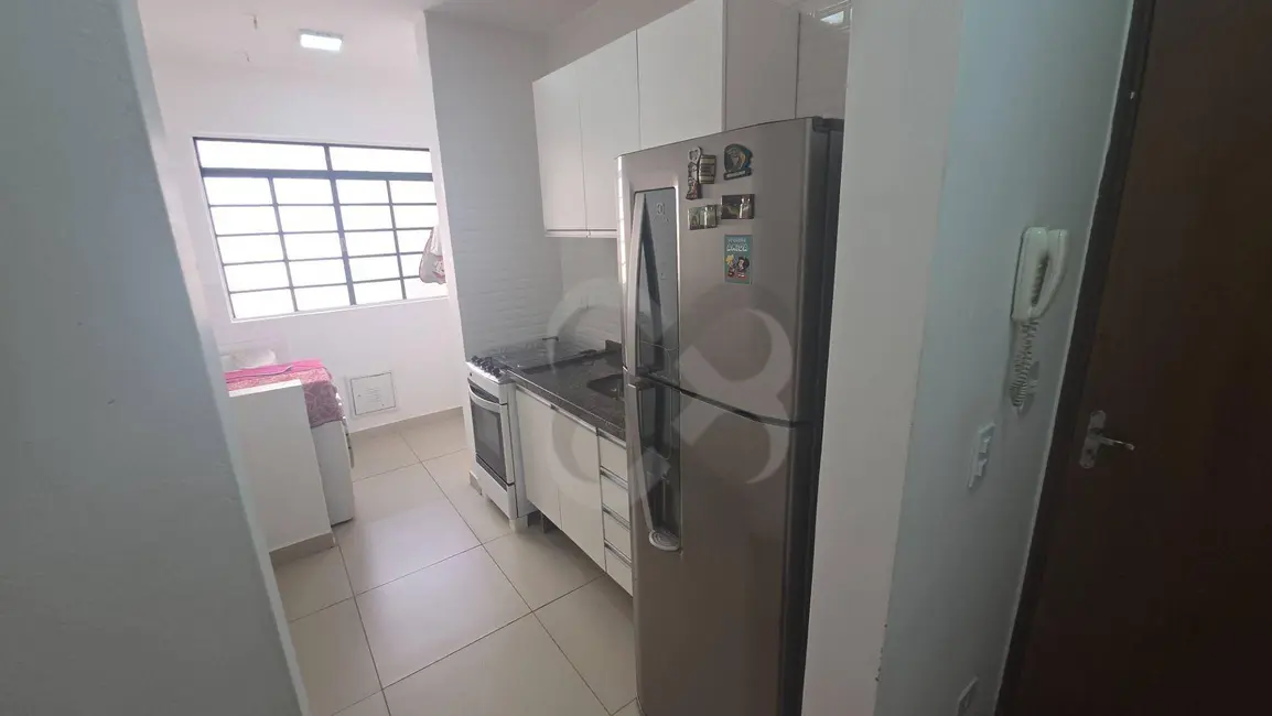 Foto 3 de Apartamento com 2 quartos para alugar, 80m2 em Igapó, Londrina - PR