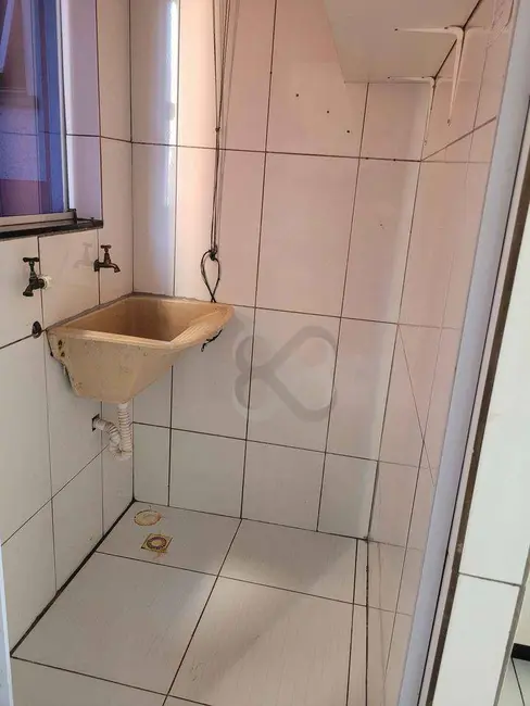 Apartamento com 3 quartos à venda, 100m2 em Coliseu, Londrina - PR - imagem 6 Foto 6 de Apartamento com 3 quartos à venda, 100m2 em Coliseu, Londrina - PR