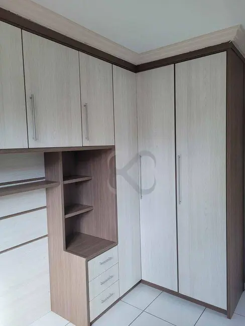 Apartamento com 3 quartos à venda, 100m2 em Coliseu, Londrina - PR - imagem 8 Foto 8 de Apartamento com 3 quartos à venda, 100m2 em Coliseu, Londrina - PR