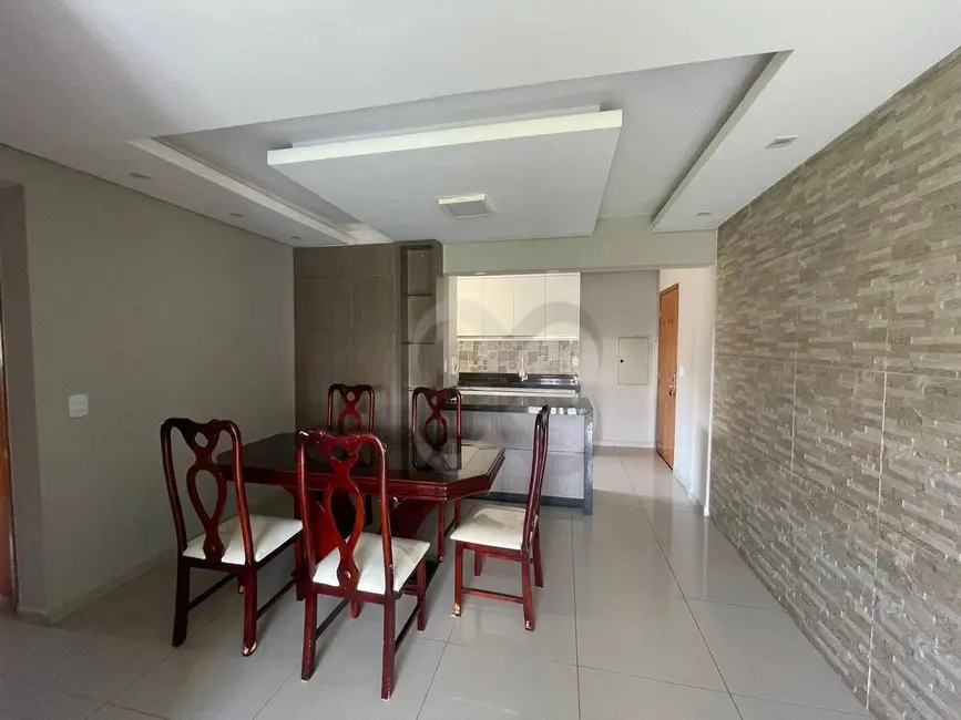 Apartamento com 3 quartos à venda, 102m2 em Conjunto Residencial Itamaraty, Londrina - PR - imagem 4 Foto 4 de Apartamento com 3 quartos à venda, 102m2 em Conjunto Residencial Itamaraty, Londrina - PR