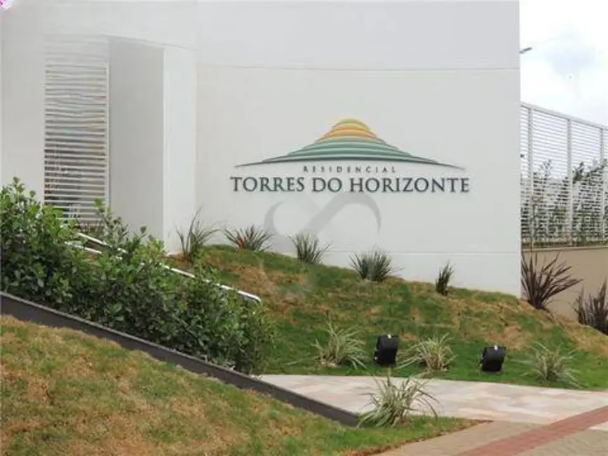 Apartamento com 3 quartos à venda, 130m2 em Residencial José Lázaro Gouvea, Londrina - PR - imagem 1 Foto 1 de Apartamento com 3 quartos à venda, 130m2 em Residencial José Lázaro Gouvea, Londrina - PR