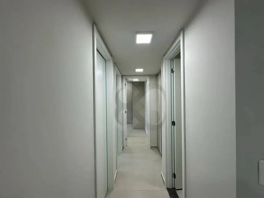 Apartamento com 3 quartos à venda, 105m2 em Aurora, Londrina - PR - imagem 9 Foto 9 de Apartamento com 3 quartos à venda, 105m2 em Aurora, Londrina - PR