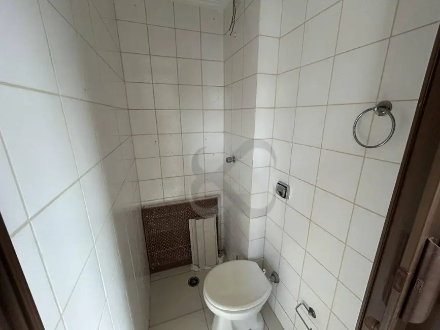 Foto 7 de Apartamento com 3 quartos para alugar, 154m2 em Vila Larsen 1, Londrina - PR