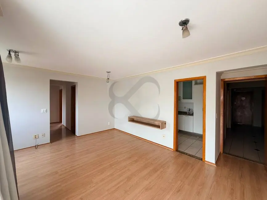 Apartamento com 3 quartos à venda, 126m2 em Vitória, Londrina - PR - imagem 6 Foto 6 de Apartamento com 3 quartos à venda, 126m2 em Vitória, Londrina - PR