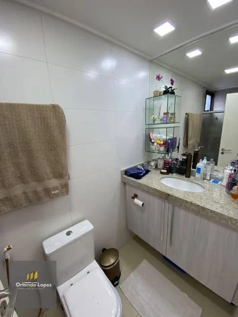 Apartamento com 3 quartos à venda, 179m2 em Ponta Verde, Maceio - AL - imagem 3 Foto 3 de Apartamento com 3 quartos à venda, 179m2 em Ponta Verde, Maceio - AL