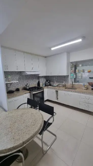 Foto 2 de Apartamento com 4 quartos à venda, 215m2 em Ponta Verde, Maceio - AL