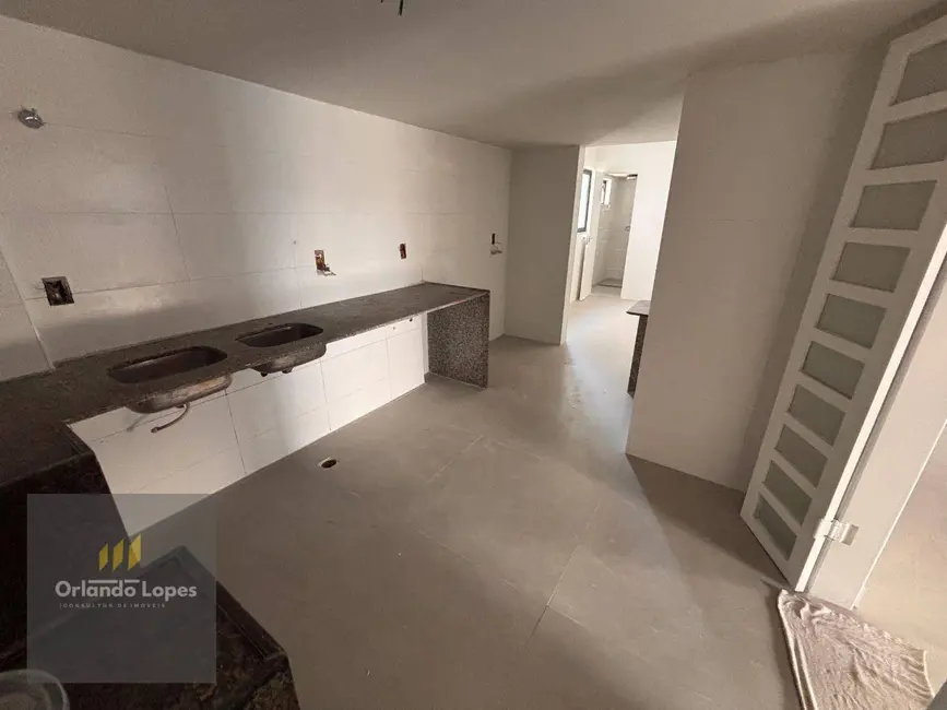 Cobertura com 4 quartos à venda, 240m2 em Ponta Verde, Maceio - AL - imagem 6 Foto 6 de Cobertura com 4 quartos à venda, 240m2 em Ponta Verde, Maceio - AL