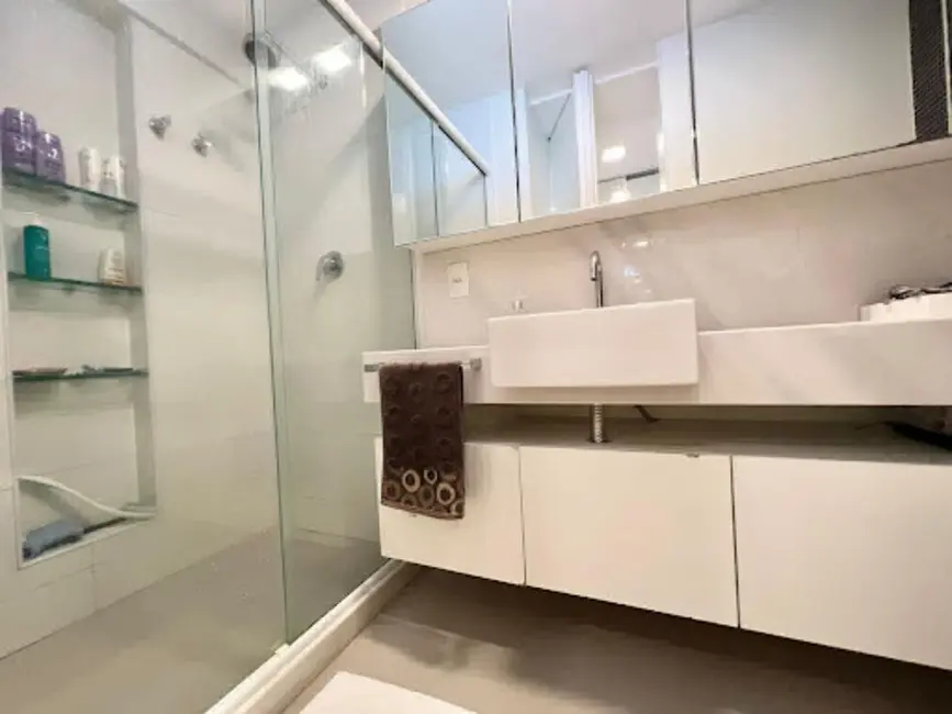 Cobertura com 4 quartos à venda, 181m2 em Ponta Verde, Maceio - AL - imagem 4 Foto 4 de Cobertura com 4 quartos à venda, 181m2 em Ponta Verde, Maceio - AL