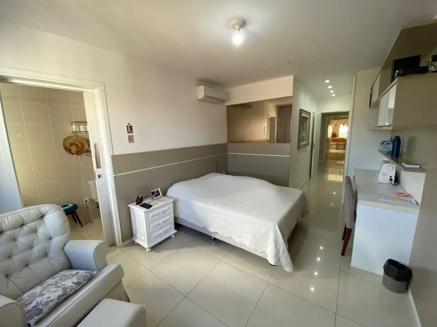 Cobertura com 5 quartos à venda, 371m2 em Ponta Verde, Maceio - AL - imagem 9 Foto 9 de Cobertura com 5 quartos à venda, 371m2 em Ponta Verde, Maceio - AL