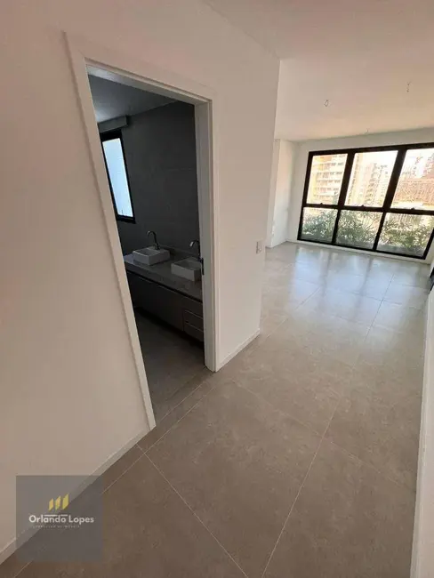 Apartamento com 3 quartos à venda, 228m2 em Ponta Verde, Maceio - AL - imagem 9 Foto 9 de Apartamento com 3 quartos à venda, 228m2 em Ponta Verde, Maceio - AL